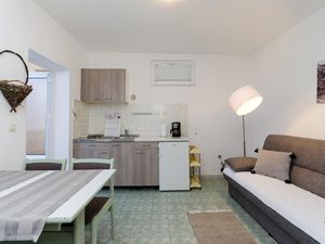 23941607-Ferienwohnung-4--300x225-3