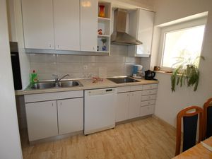 23944072-Ferienwohnung-6--300x225-5