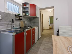 23944181-Ferienwohnung-3--300x225-2