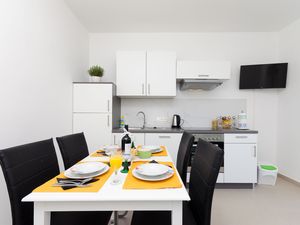 23944425-Ferienwohnung-5--300x225-3