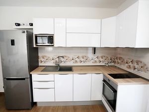 23944921-Ferienwohnung-4--300x225-4