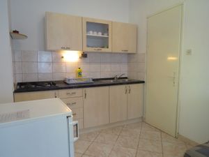 23945549-Ferienwohnung-2--300x225-1