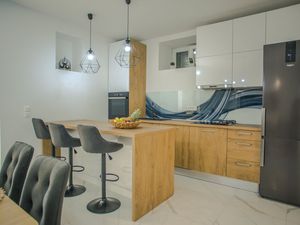 23945963-Ferienwohnung-6--300x225-5