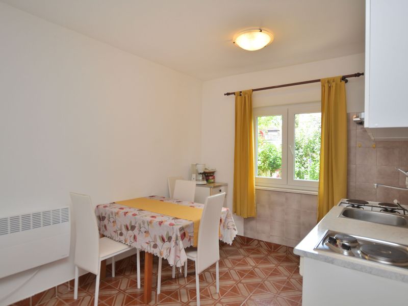 23946427-Ferienwohnung-4--800x600-2