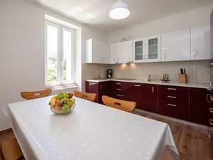 23946569-Ferienwohnung-4--300x225-2