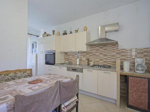 23946683-Ferienwohnung-4--300x225-5