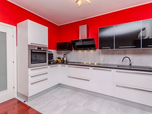 23947073-Ferienwohnung-5--300x225-4