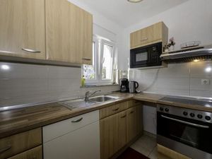 23947249-Ferienwohnung-7--300x225-3