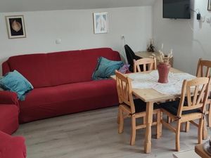 23947334-Ferienwohnung-5--300x225-5