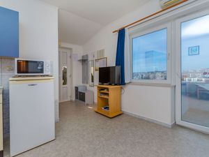 23947889-Ferienwohnung-3--300x225-5