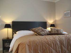 22802781-Ferienwohnung-6--300x225-3