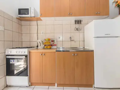 Ferienwohnung für 3 Personen (18 m²) in Bogomolje 6/10