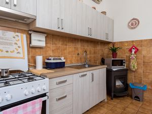 23725247-Ferienwohnung-6--300x225-2