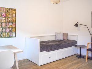 23752032-Ferienwohnung-2--300x225-3