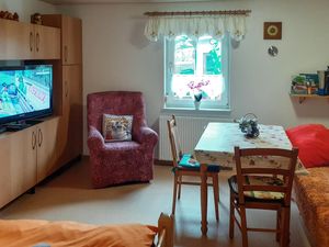 23823029-Ferienwohnung-4--300x225-2