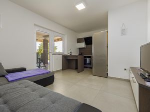 23756117-Ferienwohnung-5--300x225-2