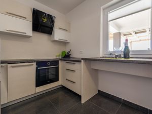 23756133-Ferienwohnung-5--300x225-5