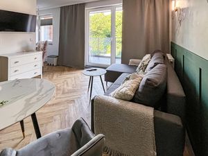 23756881-Ferienwohnung-4--300x225-0