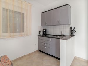 23759404-Ferienwohnung-4--300x225-4