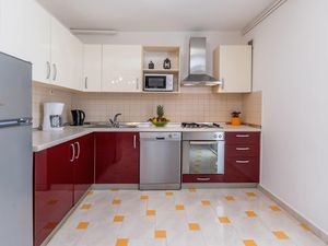 23764808-Ferienwohnung-6--300x225-4