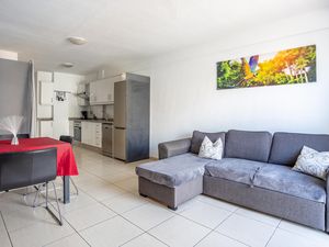 23766491-Ferienwohnung-2--300x225-2