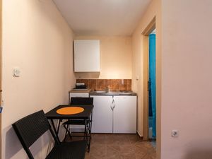 23767416-Ferienwohnung-2--300x225-2