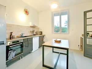 24001308-Ferienwohnung-8--300x225-5