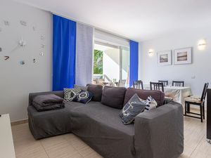 24002070-Ferienwohnung-2--300x225-2