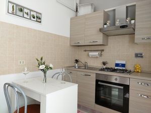 24005862-Ferienwohnung-4--300x225-4