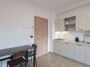 24004161-Ferienwohnung-2--300x225-3