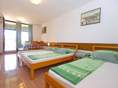 Ferienwohnung für 4 Personen (32 m²) in Duga Uvala 6/10