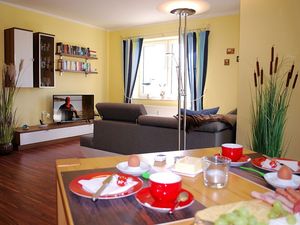 24013528-Ferienwohnung-2--300x225-3