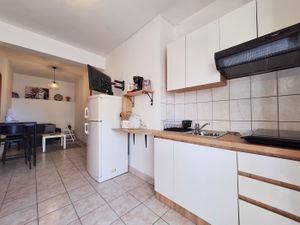 24014186-Ferienwohnung-2--300x225-4