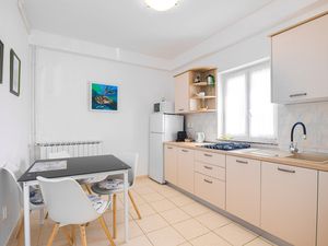 23942928-Ferienwohnung-3--300x225-3