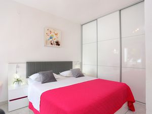 18322637-Ferienwohnung-3--300x225-4