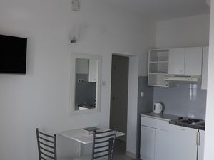 18322679-Ferienwohnung-3--300x225-1