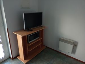 18522160-Ferienwohnung-4--300x225-2