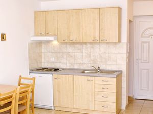 18692923-Ferienwohnung-2--300x225-3