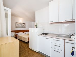 19075564-Ferienwohnung-4--300x225-3