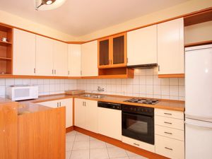 19096440-Ferienwohnung-5--300x225-4