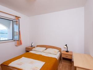 19109833-Ferienwohnung-4--300x225-5