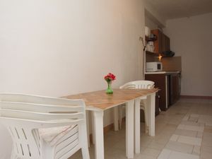 19129433-Ferienwohnung-6--300x225-1