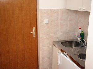 19129446-Ferienwohnung-3--300x225-1