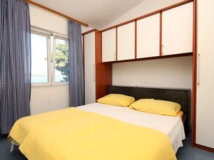 19128479-Ferienwohnung-6--300x225-5