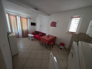 19129758-Ferienwohnung-4--300x225-1