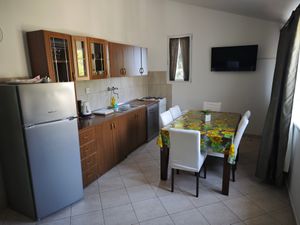 19126197-Ferienwohnung-6--300x225-5