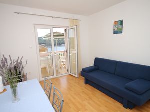 19127332-Ferienwohnung-4--300x225-1