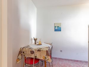 19315793-Ferienwohnung-3--300x225-1