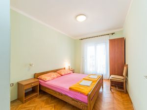 19333109-Ferienwohnung-5--300x225-0