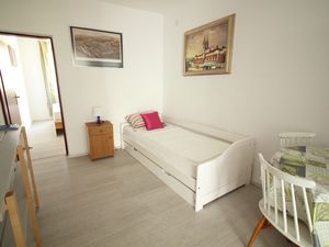 22356059-Ferienwohnung-4--300x225-1